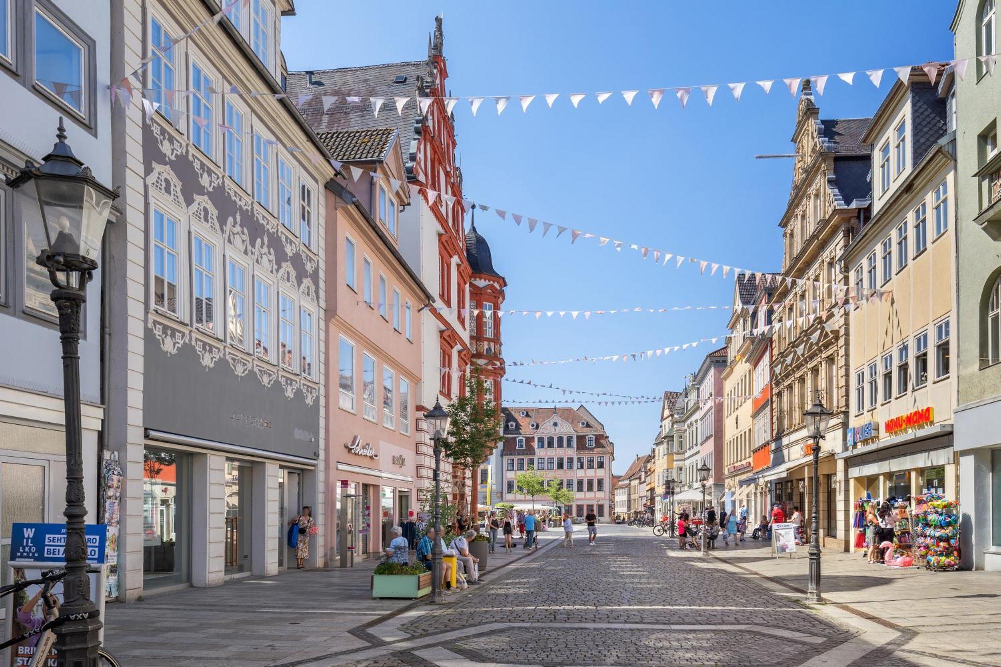 Albert Ueber Den Daechern Coburgs, Parkplatz Bagian luar foto
