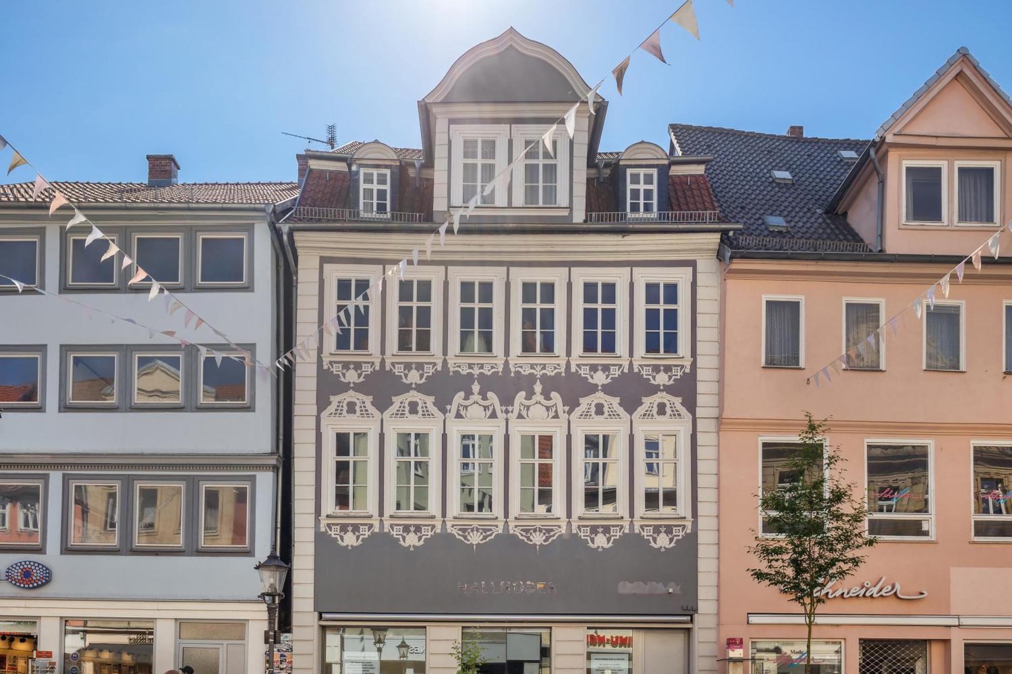 Albert Ueber Den Daechern Coburgs, Parkplatz Bagian luar foto